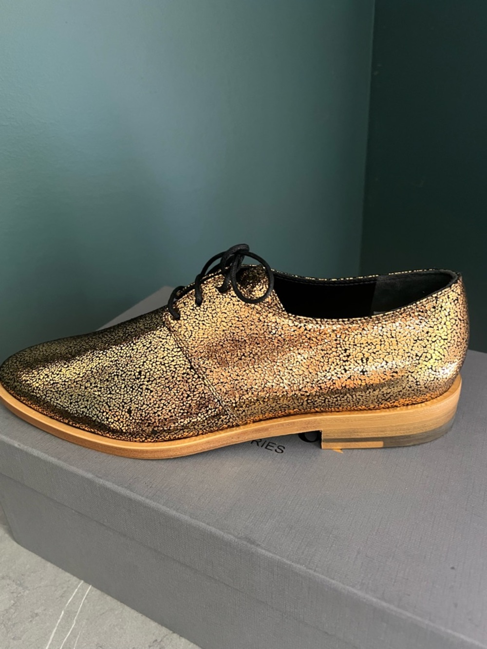 Vivienne Westwood Cracked Gold Oxfords - Picture 2 of 8